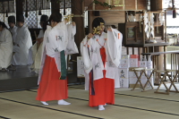 舞の奉納
